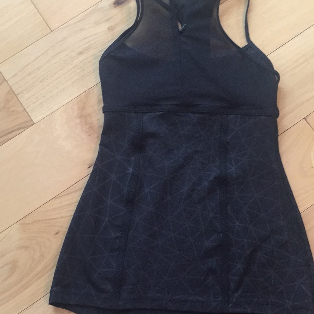 Lululemon tank
